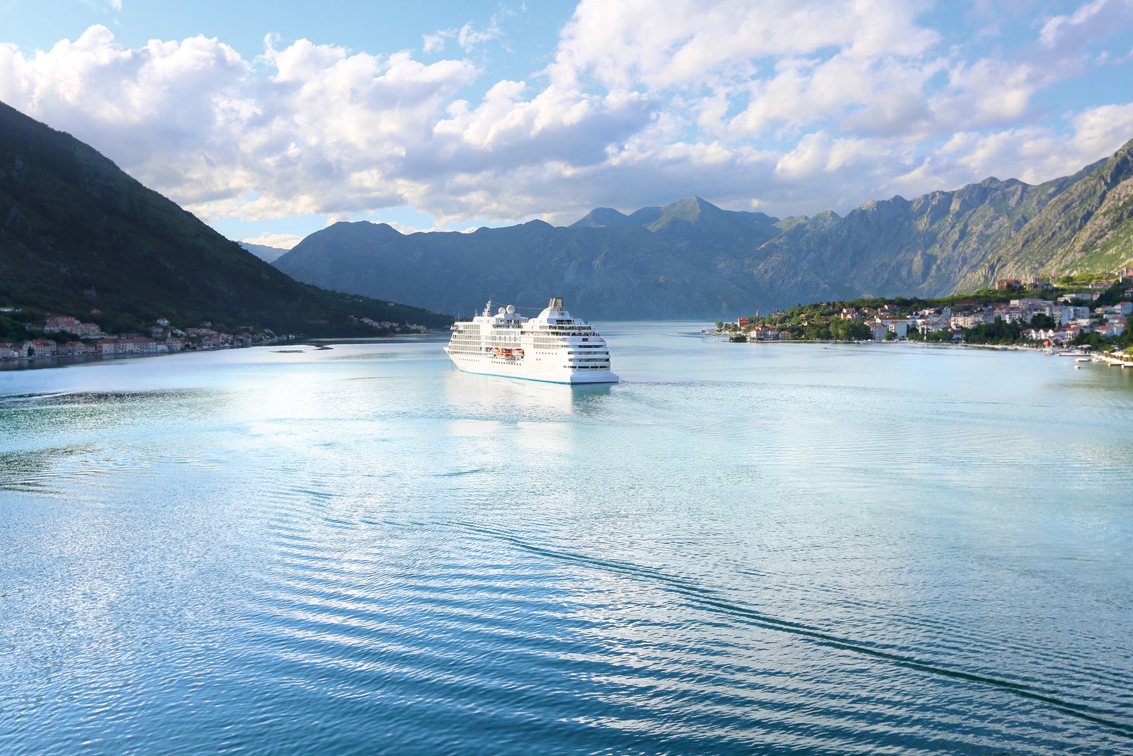 The Best Cruise Deals of Wave Season 2024