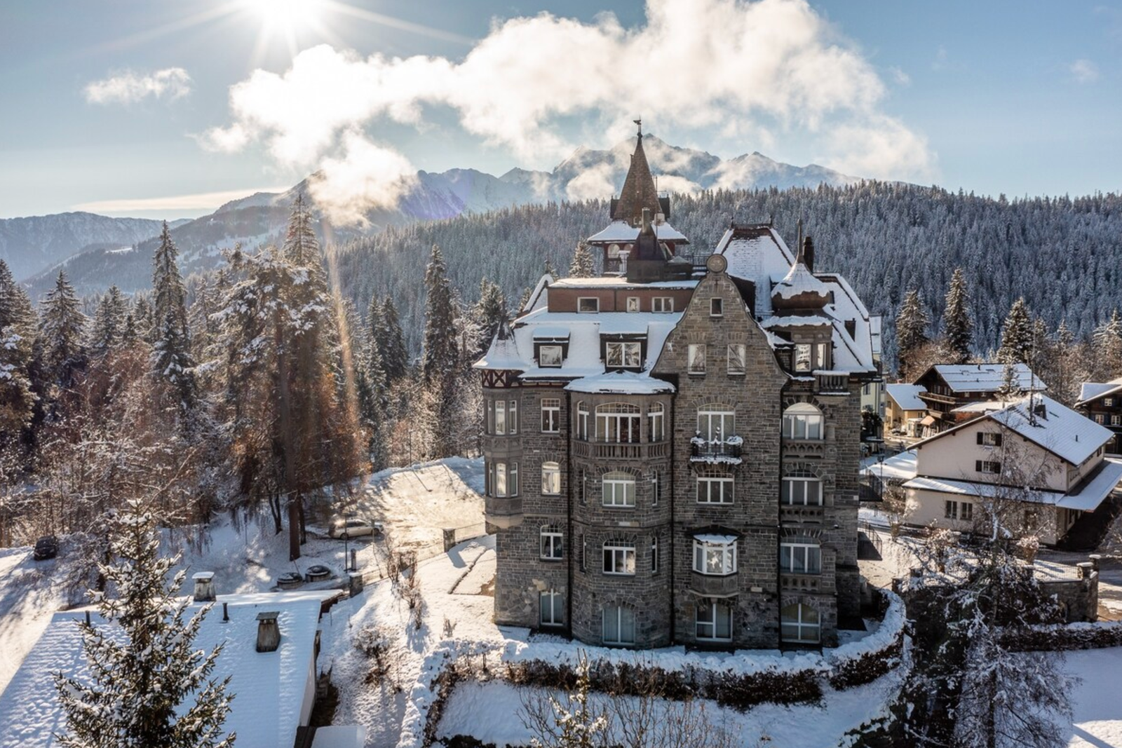 21 Castles You Can Book on Airbnb, From Scotland to Italy